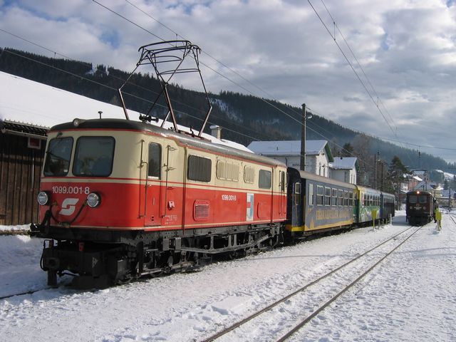 Bild "Schmalspur AT:Mariazellerbahn.jpg"